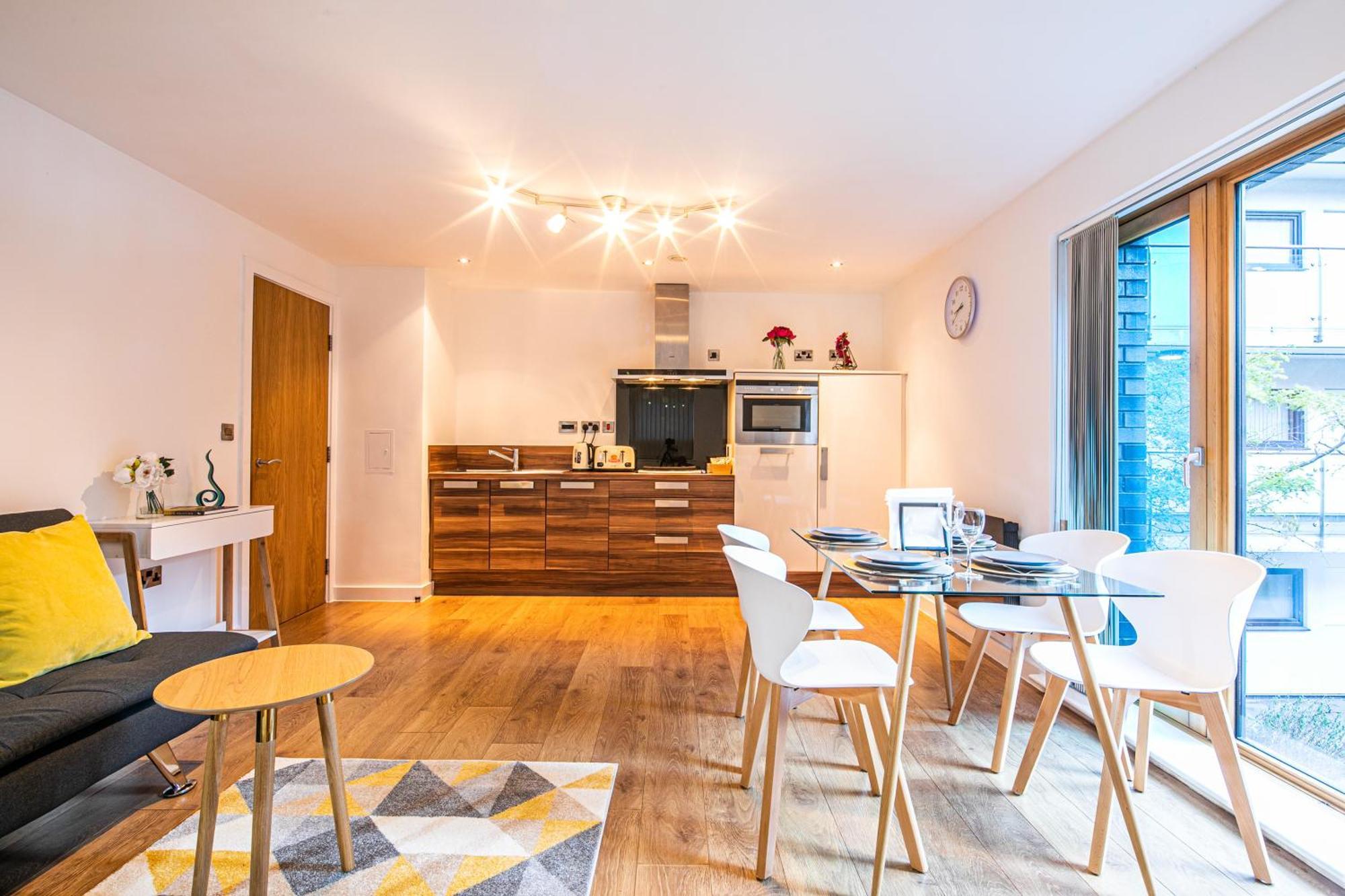 Stylish 2 Bed Apt 18 - City Centre, Free Parking, Espresso Machine & Netflix - Hosted By Stay Host Save Sheffield Exterior foto